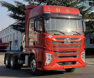 Jiefang Automobile CA4257P35K18T1NE6A80 Tractor