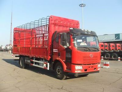 Jiefang Automobile CA5120CCYP62K1L4E5 Grate type transport vehicle