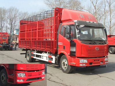 Jiefang Automobile CA5120CCYP62K1L4E5 Grate type transport vehicle