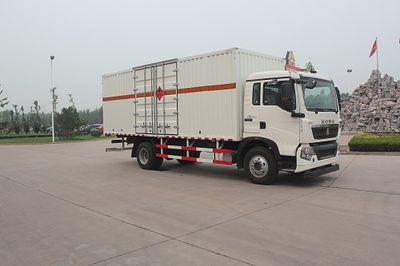 Green Leaf JYJ5167XRYD Flammable liquid box transport vehicle