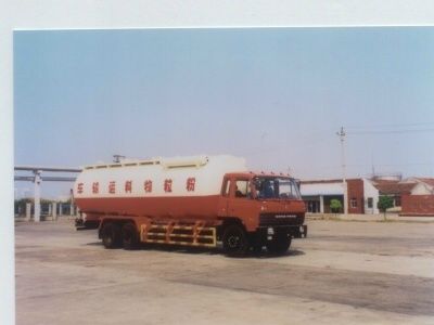 Jiuxin brand automobiles JXP5201GFLE Powder material transport vehicle