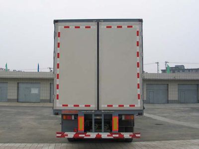 Luping Machinery LPC9250XXY Box transport semi-trailer