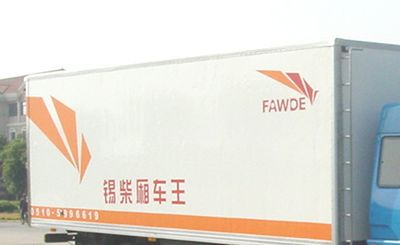 Phoenix  FXC5240XXYL7T4E Box transport vehicle