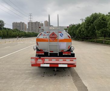 Chufei  CLQ5070GYY6E Oil tanker