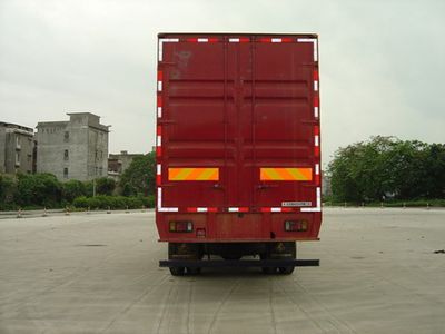 Chenglong  LZ5200XXYM5CA Box transport vehicle