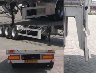 Changhua  HCH9401GYYLHJ3 Aluminum alloy oil transport semi-trailer