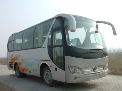 Qilu  BWC6740A1 coach