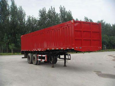 Xunli  LZQ9341XXY Box transport semi-trailer