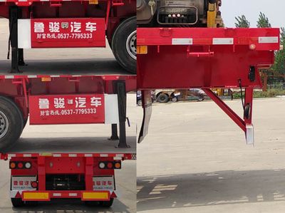 Xinlujun  SSY9400JSQ Truck mounted lifting and transportation of semi-trailers