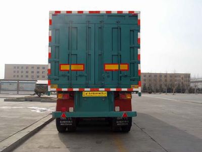 Liangshan Dongyue  CSQ9270XXYB Box transport semi-trailer