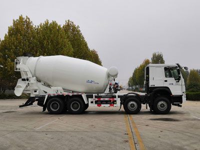 Dongyue  ZTQ5311GJBZ7T38E Concrete mixing transport vehicle