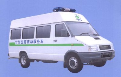 Shenglu SL5040XSYKFamily planning vehicle