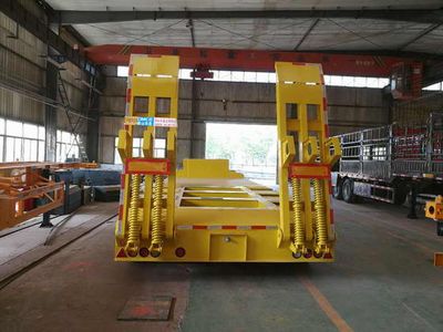 Liangshan Dongyue  CSQ9370TDP Low flatbed semi-trailer