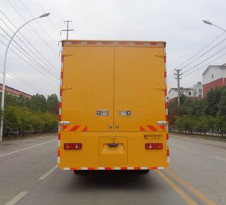 Huatong brand automobiles HCQ5180XGCD6 Engineering vehicle