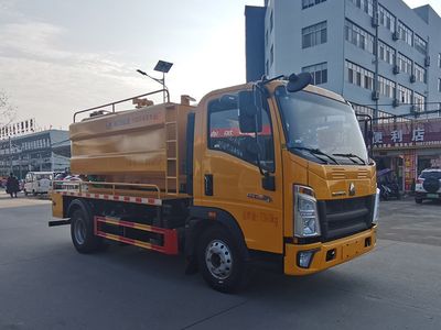 Cheng Liwei  CLW5070GQWBHA Cleaning the suction truck