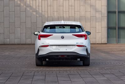 Buick SGM7008LMBEV Pure electric sedan