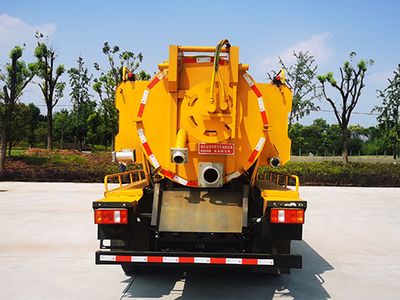 Longmu Shuangxing  LMX5040GQWZZ6HX Cleaning the suction truck