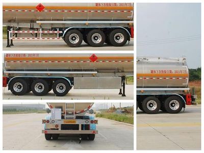 Qixing  QXC9405GYY Aluminum alloy oil transport semi-trailer