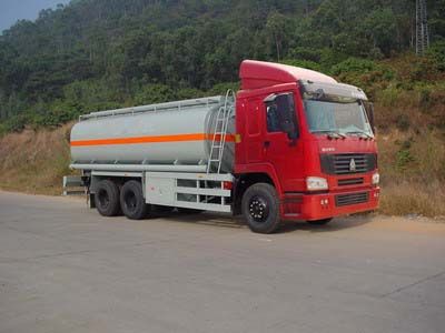 Yongqiang  YQ5257GHYA Chemical liquid transport vehicle