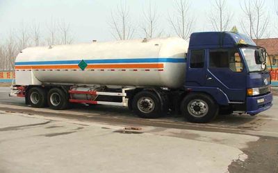 Huida brand automobiles YHD5310GDY Low temperature liquid transport vehicle