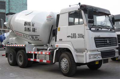 Northern Heavy IndustriesBZ5251GJBZCConcrete mixing transport vehicle