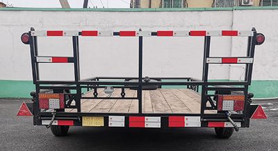 Xinxin Xinxin  LKD9020 centre axle trailer 