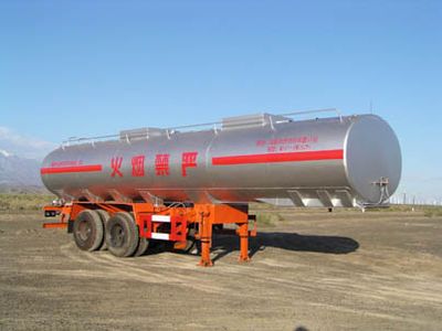 Tianshan  TSQ9311GYY Oil transport semi-trailer