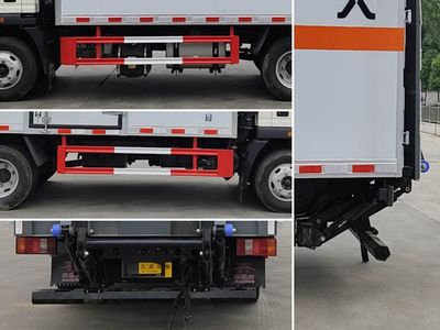 Jiangte brand automobiles JDF5040XRQZ6 Flammable gas box transport vehicle