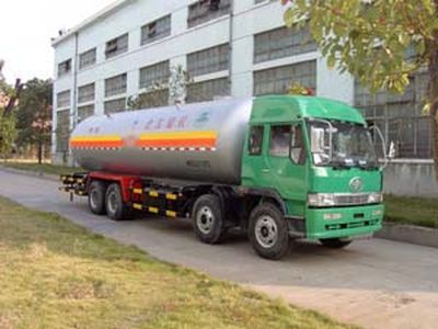 46  WHC5311GYQ Liquefied gas transport vehicle