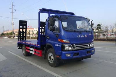 Huatong brand automobiles HCQ5046TPBHF6 Flat transport vehicle