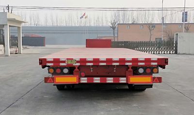 Hengze Xiangjun  LLD9400TDP Low flatbed semi-trailer