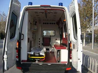 Beiling  BBL5043XJH ambulance