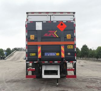 Cheng Li  CL5180XRQ6BXW Flammable gas box transport vehicle