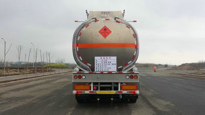 Yongqiang  YQ9404GYYCT2 Aluminum alloy oil transport semi-trailer