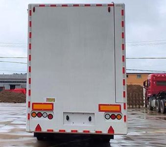 Dragon listed car LGC9240XZS Showcasing semi-trailers