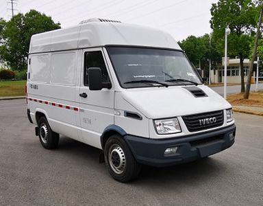 Iveco NJ5046XLCCA1 Refrigerated truck