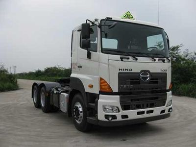 Hino YC4250SS2PL5W Dangerous goods towing vehicles