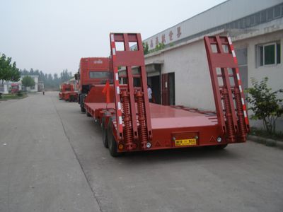 World Games  MT9403TDP Low flatbed semi-trailer