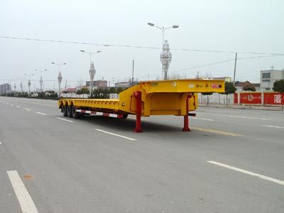 Huajun ZCZ9393TDALow flatbed semi-trailer