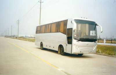 Medium to large  YCK6103HG3 coach