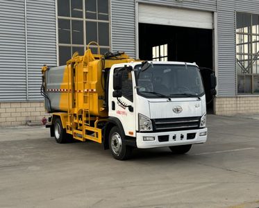 Xiangnongda  SGW5120ZZZCA6 Hydraulic Lifter Garbage truck 