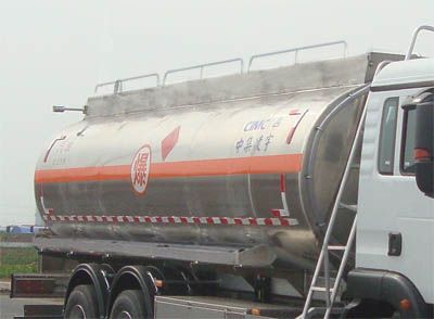 Lingyu  CLY5260GYY Aluminum alloy oil tanker