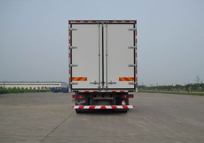 Haowo  ZZ5317XLCV466HF1 Refrigerated truck