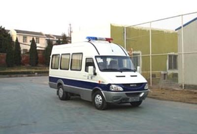 Iveco NJ5046XJBN Iveco police car