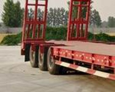 Haipeng  JHP9403TDP Low flatbed semi-trailer