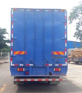 Chenglong  LZ5161XXYM3AB1 Box transport vehicle