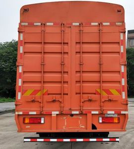 Chenglong  LZ5320CCYH7FB Grate type transport vehicle