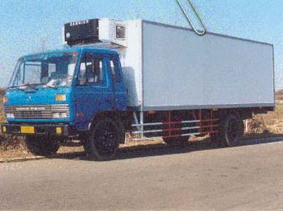 Shenglong ZXG5110XLCDRefrigerated truck