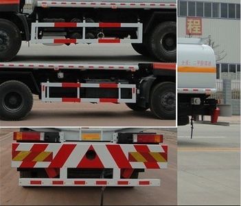 Panda  LZJ5251GRYD2 Flammable liquid tank transport vehicle