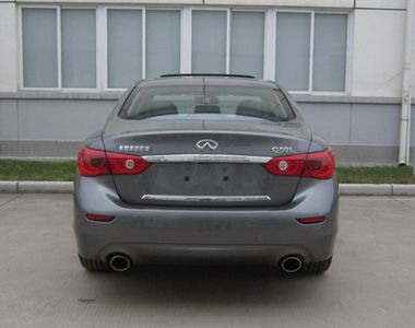 Infiniti DFL7205ASL4 Sedan